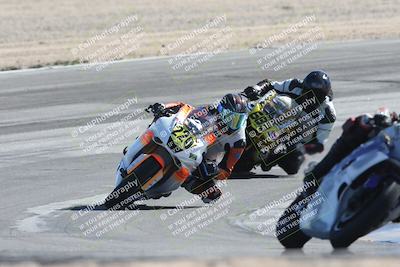 media/Nov-01-2025-CVMA (Sat) [[fc0f7531b8]]/Race 9-Amateur Supersport Middleweight/